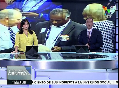 EE.UU.: 74% de votantes latinos elegirían a Clinton