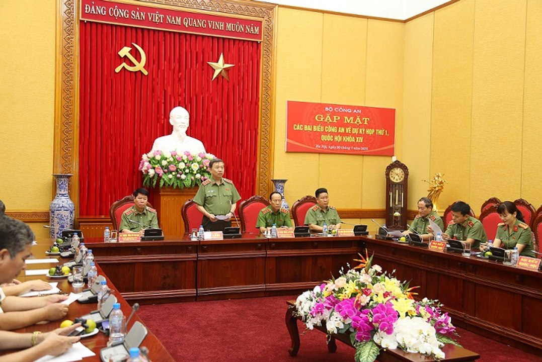 Bộ Công an gặp mặt đại biểu Quốc hội công tác trong CAND