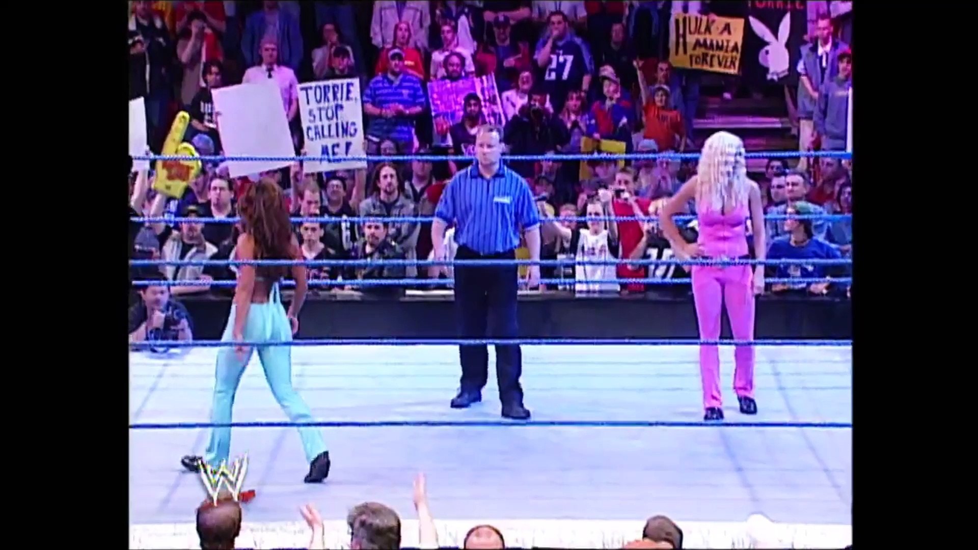 Torrie Wilson vs Dawn Marie SmackDown 05.08.2003 (HD)