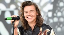 Top 10  Amazing Things You Didn't Know About Harry Styles -