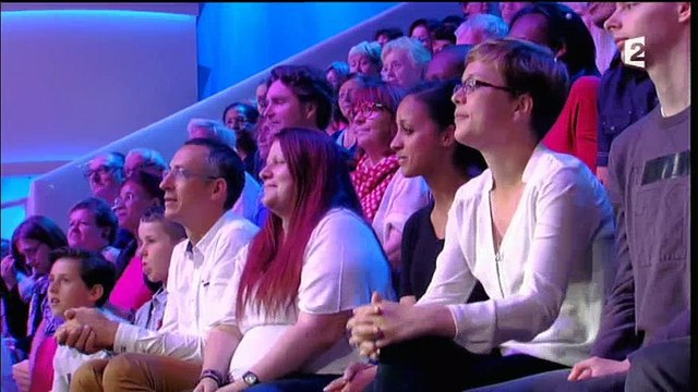 Nagui très surpris par le métier d'un candidat hier midi sur France 2 - Regardez