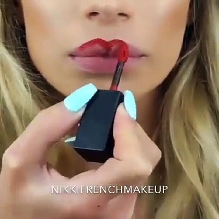 red lips