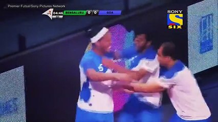 Ronaldinho met 5 buts magnifique en futsal