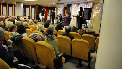 MALTEPELİM. Söz ve Müzik- Aykut Ünker- Okuyan- Zişan Topakoğlu. 9 Aralık 2015.. DSC_0095