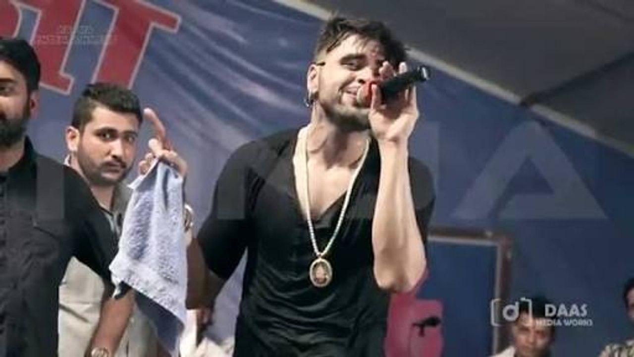 Ninja License Latest Punjabi Song 2016 Singing Live 2016