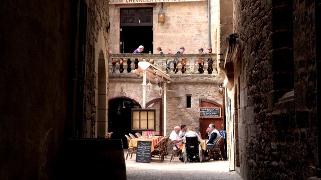 Dossier Redynamiser les Centres Villes : Flashcodes et Tags NFC à Sarlat (24)