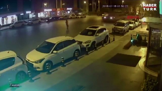 Turkey : Man survives being run over by two tanks