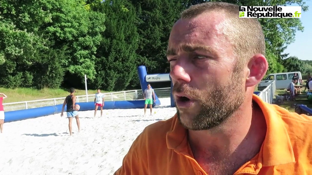 VIDÉO. Joué-lès-Tours : le rugby se joue aussi sur le sable