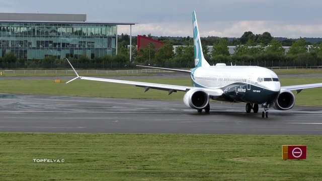 Décollage à la verticale d'un avion Boeing 737 ! Impressionnant !
