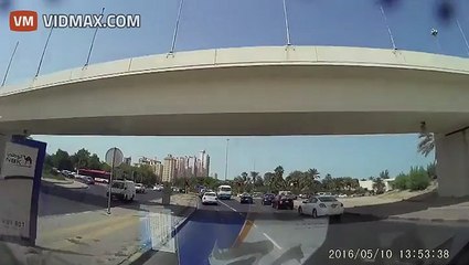 Unbelievably Crazy Accident In Kuwait