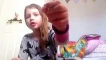 Madnix make pipe cleaner ring using beads and safety pins