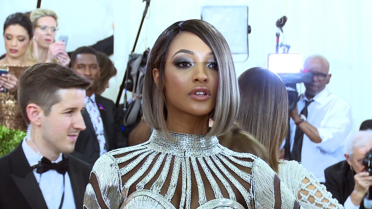 Fall 2016 Trend Watch: Bright Eyes