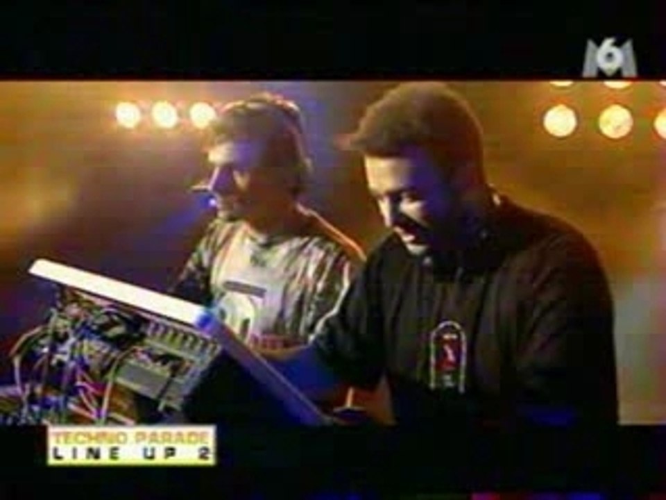 MICROPOINT LIVE PARIS [2/2] - TECHNO PARADE 1998