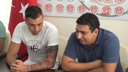 Antalyaspor, Emre Güral'ı 2 Yıllığına Renklerine Bağladı