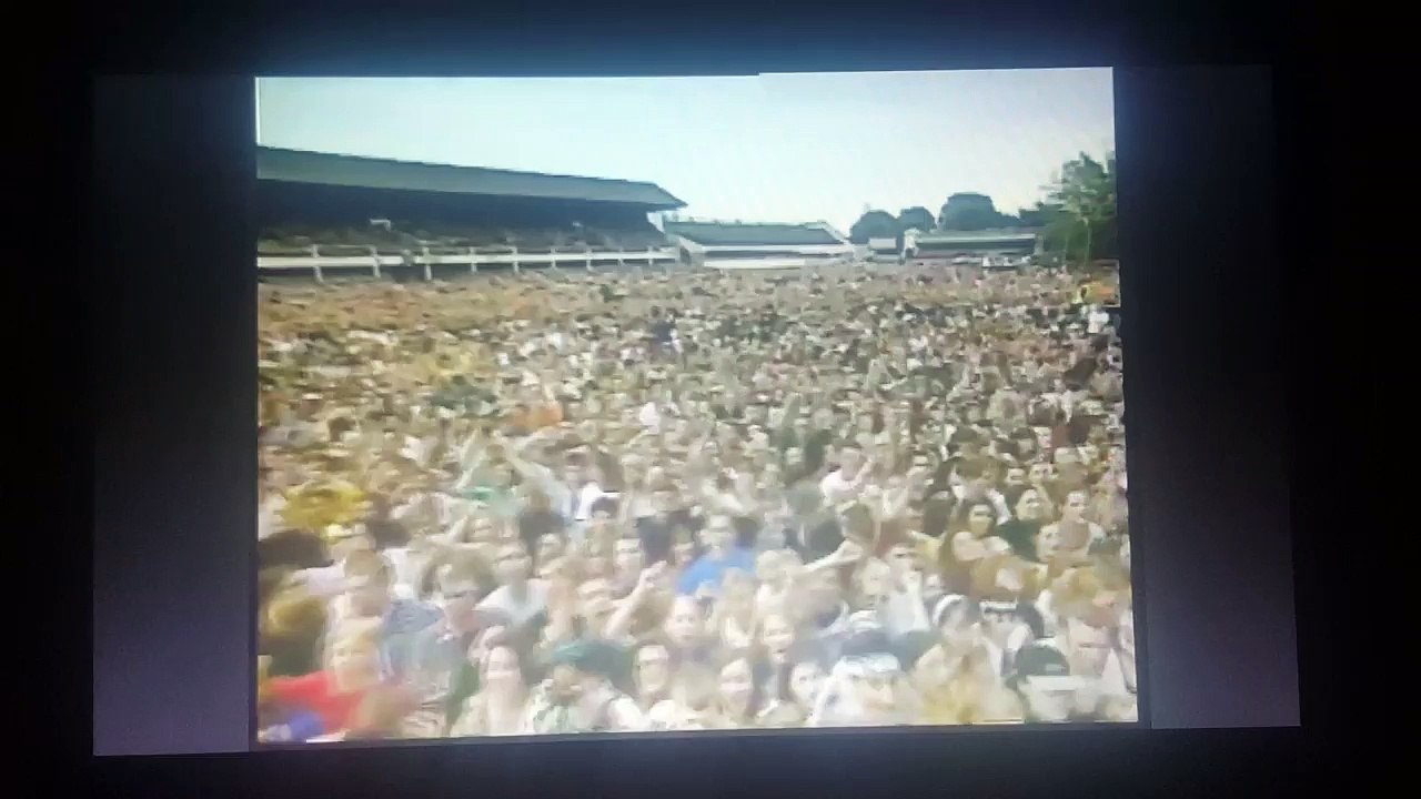 Michael Jackson RARE Snippet in Scream Dublin 1997