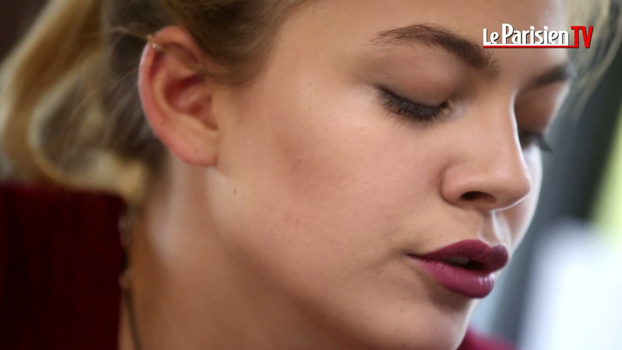 Louane interprète « Tourne » dans notre camping-car