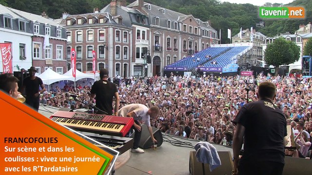 Sur scène et dans les coulisses : vivez une journée avec les R’Tardataires