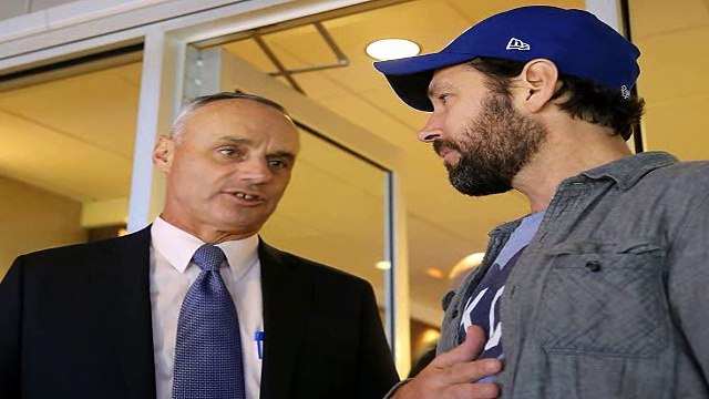 Rob Manfred considering limiting pitching changes and MLB Twitter flipped out