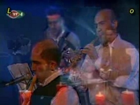 Onur ŞAN - Kara Tren Gelmez M'ola