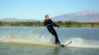 Water Skiing - Utah Lake 28' off