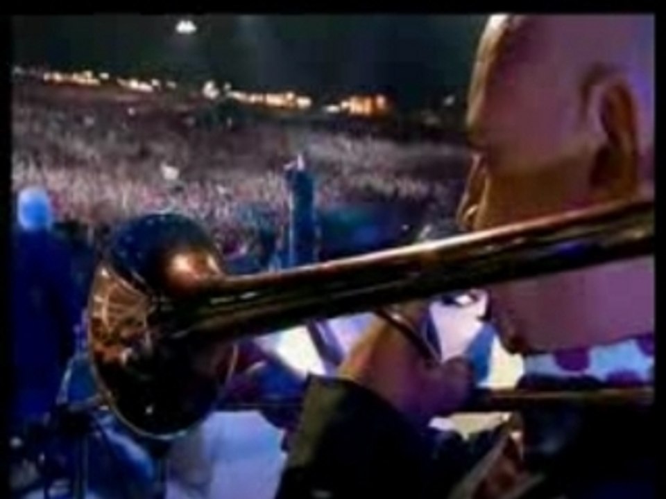 Robbie Williams Angels (Live Knebworth'03) Vidéo Dailymotion