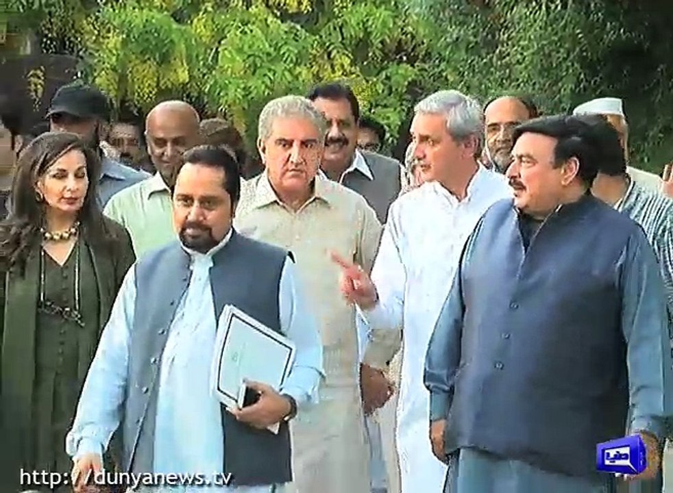 Khursheed Shah reaction on PTI decision, Report by Shakir Solangi, Dunya News.