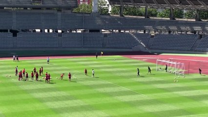 Les joueuses canadiennes simulent une bagarre !