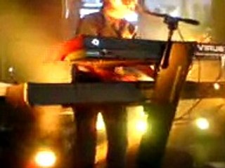 Fall - Bloom 06 live 22-06-08