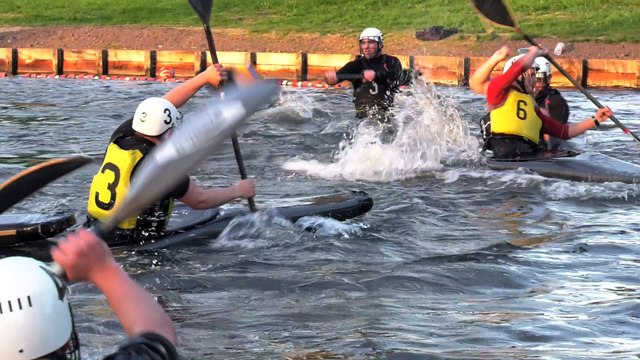 Du kayak polo à Corbeil-Essonnes