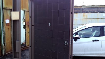 Входные двери в Киеве - модель каскад серый