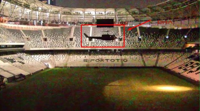 DARBECİ ASKERLER VODAFONE ARENA'YA HELİKOPTERLE BÖYLE İNDİ