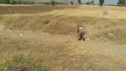 Yola Döşenen Patlayıcıların İmha Anı