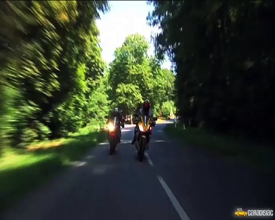 Comparatif moto Yamaha YZF-R125 cm3 VS Derbi GPR 125 cm3 : le combat des chefs