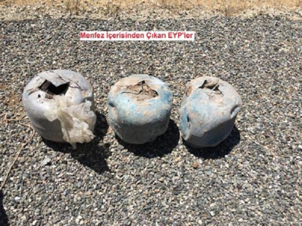 Jandarma Karayoluna Tuzaklanan Patlayıcı İmha Etti