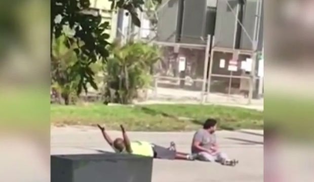 Bavure policière en Floride sur un homme noir non armé