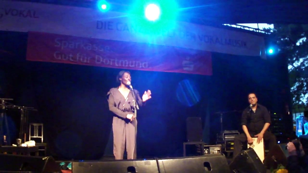 CONCHA BUIKA - "Jodida Pero Contenta" in Dortmund 25. Juni 2011 (5)