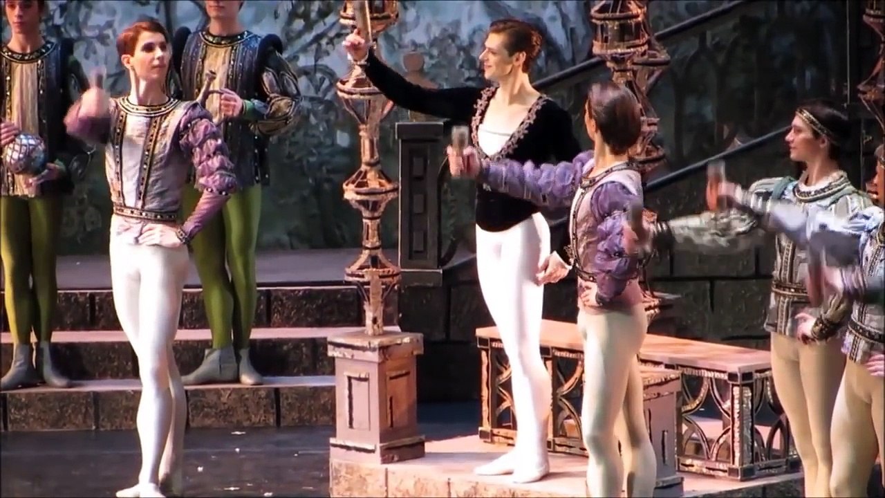 Oksana Kardash, Vladimir Shklyarov - Swan Lake (I)