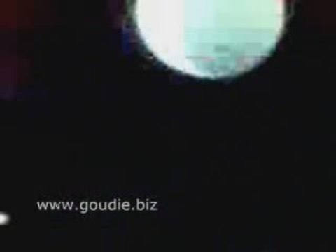 Muse - Plug In Baby (Arenes de Nîmes, 18/07)