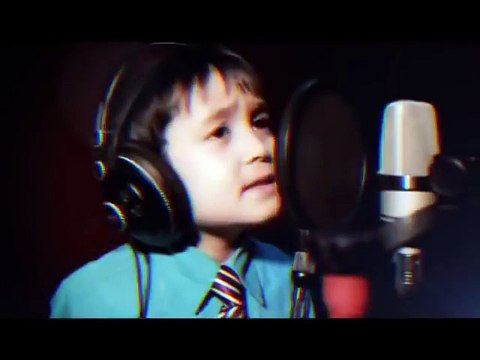 Amazing 4 Years Old Sings I WILL ALWAYS LOVE YOU by Whitney Houston
