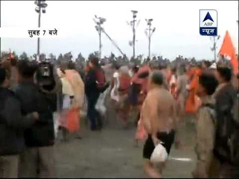 Niranjani Akhada reaches Sangam for holy dip