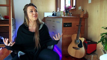 18 Year Old Student Builds Amazing Tiny House as School Project