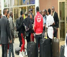 Koffi Olomide Kicks his Female Dancer At JKIA Airport