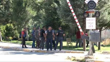 Diyarbakır' da Polise Silahlı Saldırı