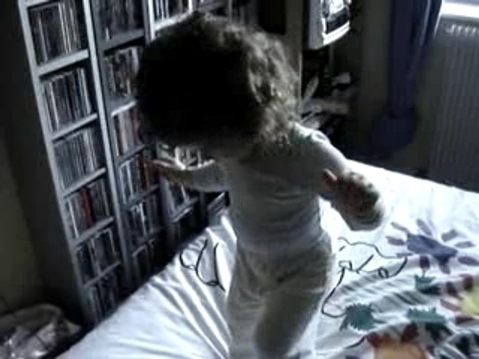 FUTURE ACTRICE DE FILM DE GENRE !!!