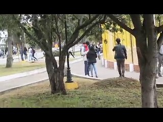 Cantando a chicas | Colombia