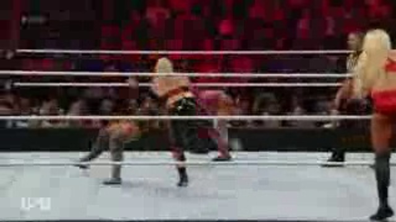WWE RAW 07_18_16 Sasha Banks & Becky Lynch vs Charlotte & Dana Brooke ( Natalya attack )