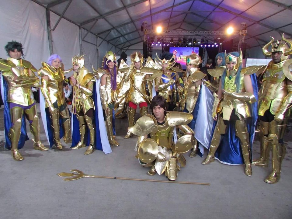Los 12 Caballeros Dorados reunidos - Evento de Los Caballeros del Zodiaco Cosplayers