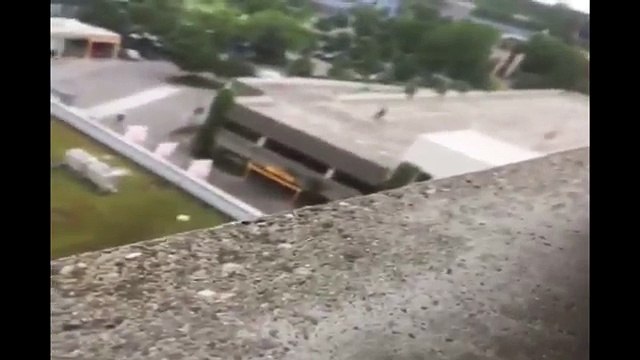 FIRST VIDEO: Shooting in Munich shopping mall, people run to seek shelter