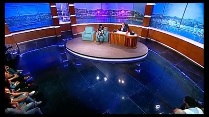 كافون ينفعل و يشتم أحد جماهير برنامج لاباس ثم يعتذر منه !