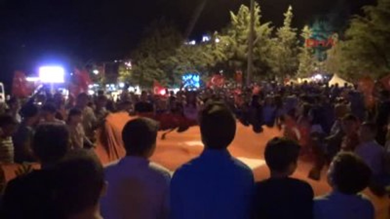 Amasyalılar Demokrasi Nöbetinde Birlik Mesajı